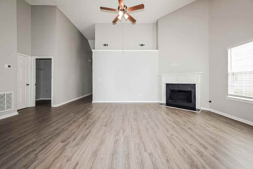 3057 Dogwood Ave - Photo 4 of 17