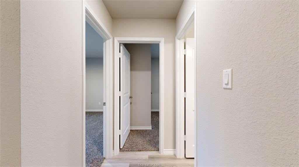 2148 Chief St - Photo 3 of 31