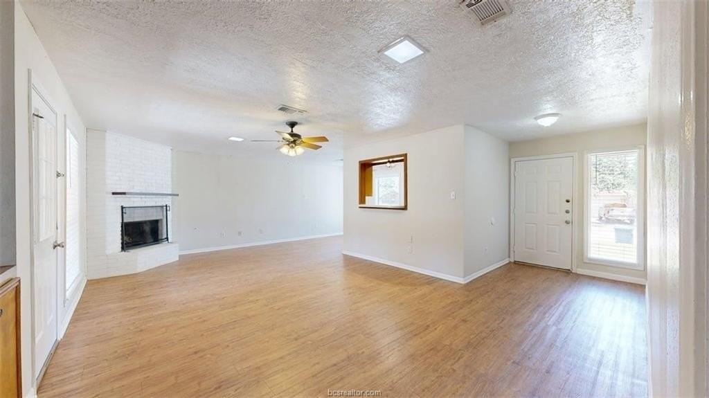 2812 Adrienne Dr - Photo 3 of 26