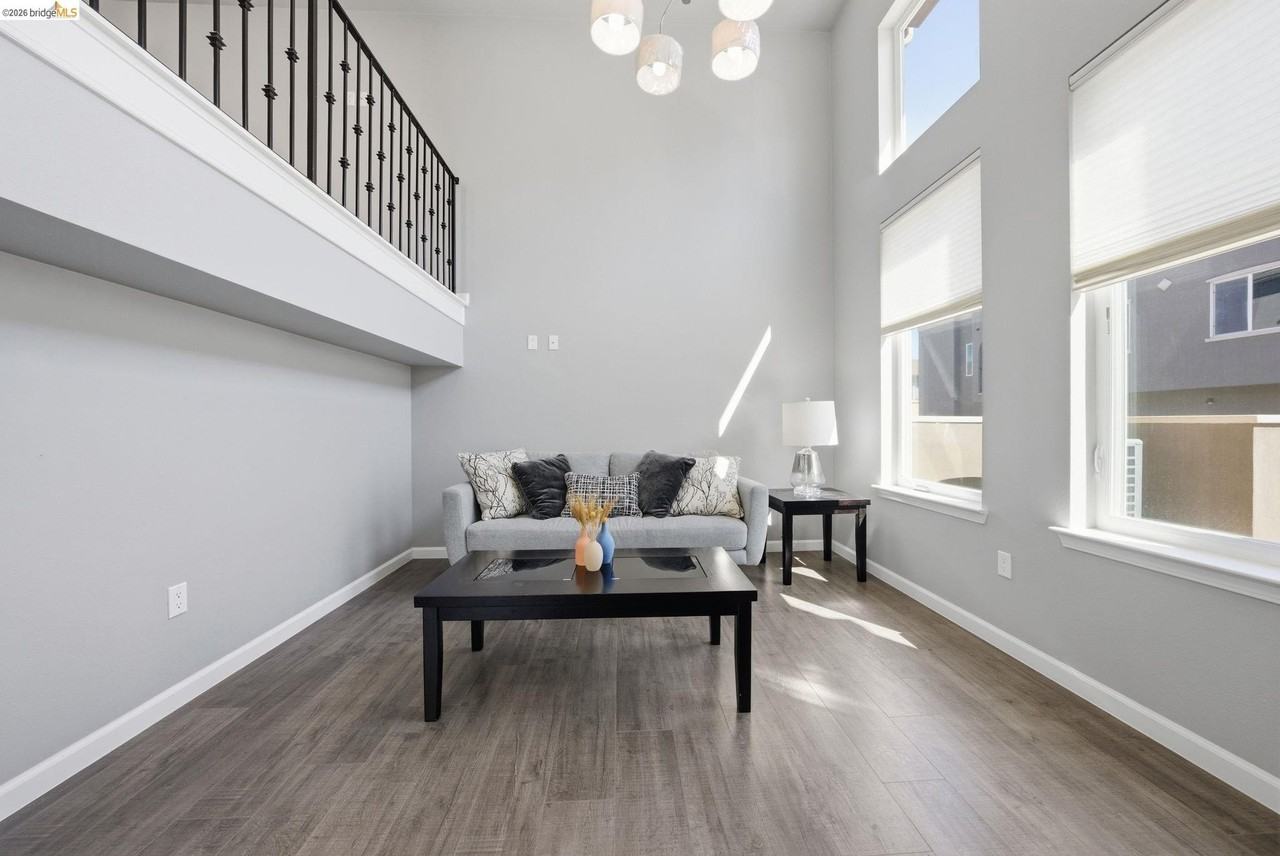 817 Estancia Ter - Photo 7 of 50