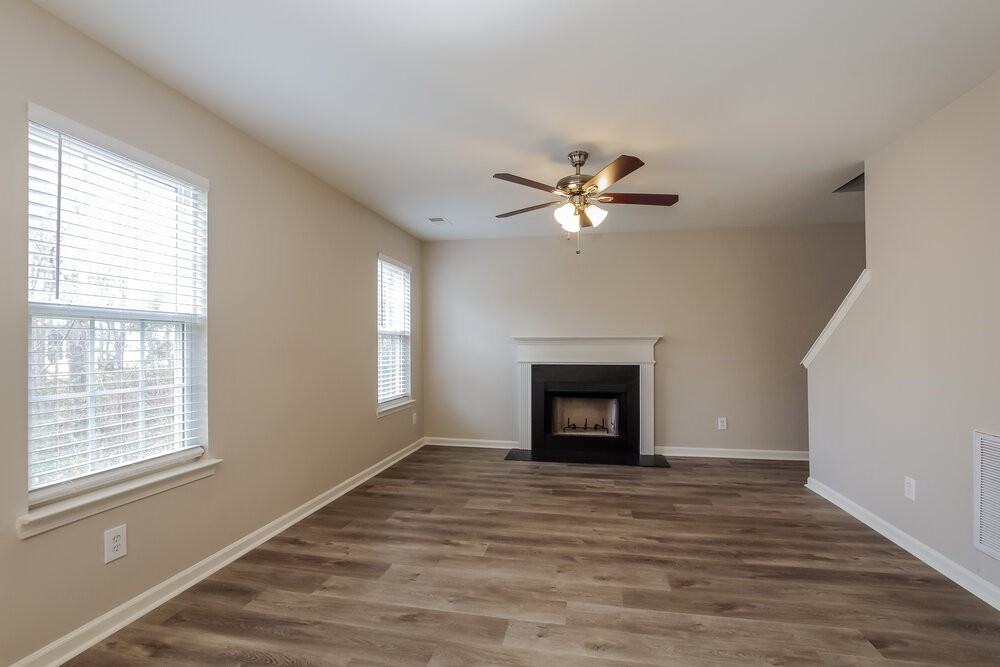 937 Grass Hollow Ct - Photo 5 of 17