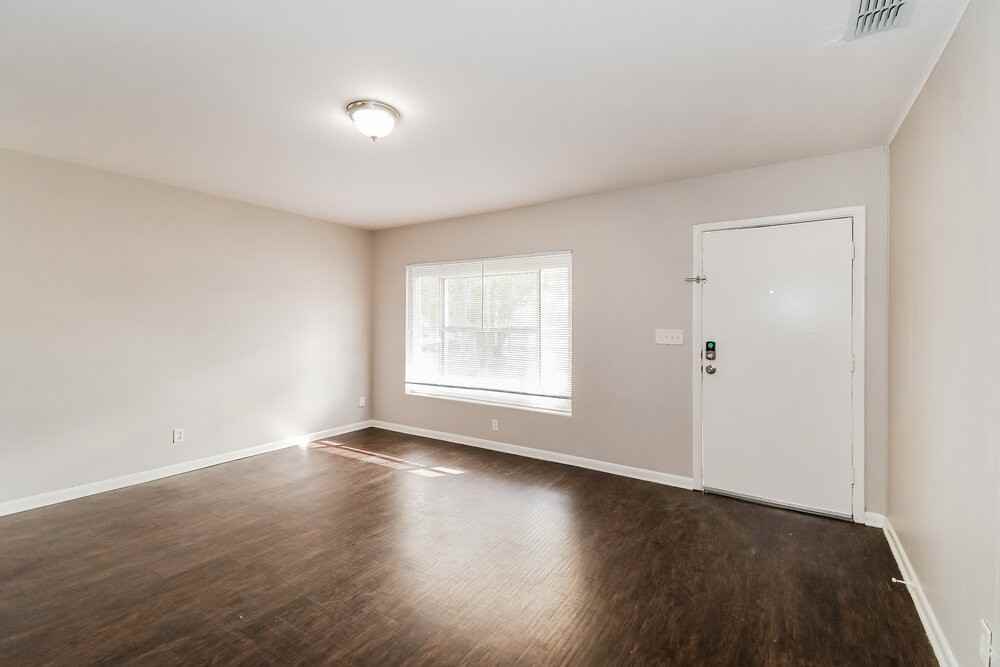 7059 Melvin Rd - Photo 6 of 16