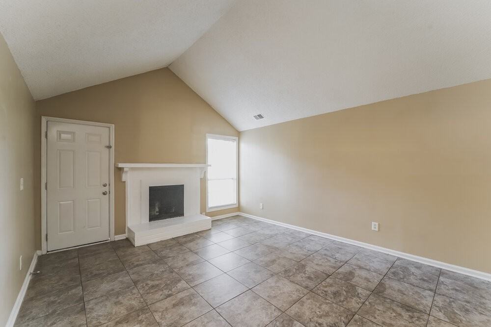 6401 Swift Arrow Ln - Photo 5 of 16