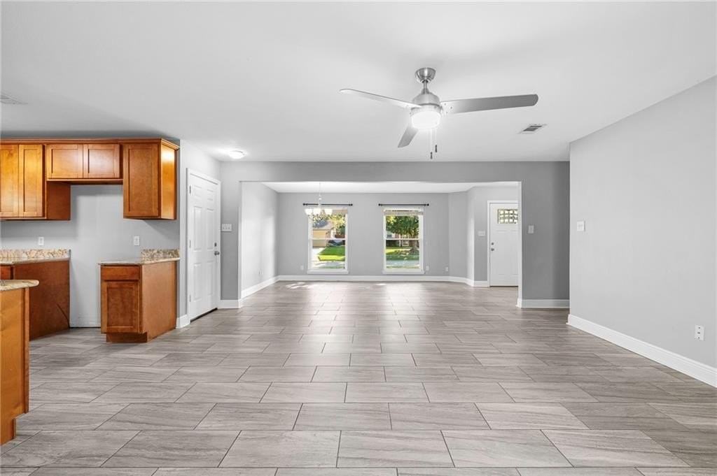 128 Dijon Dr - Photo 4 of 22