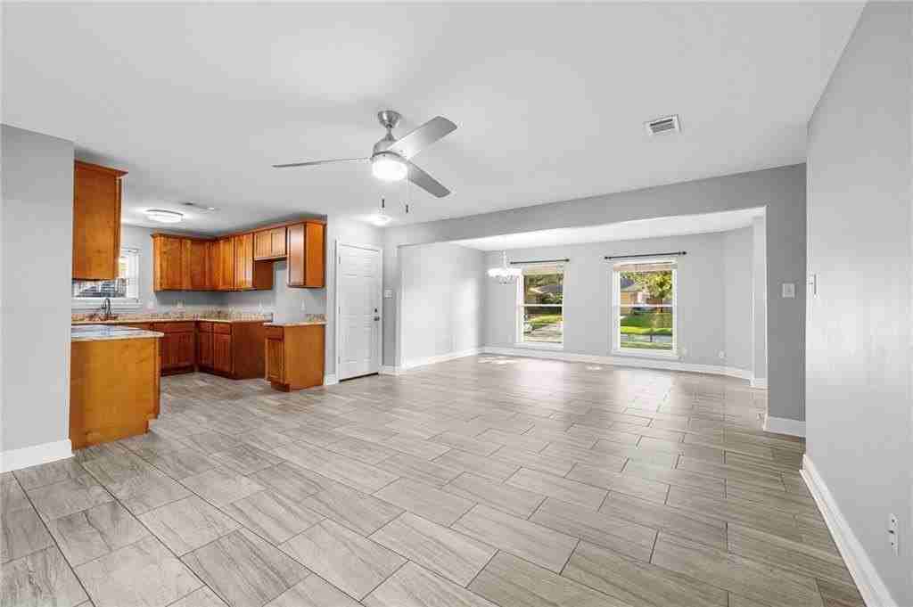 128 Dijon Dr - Photo 5 of 22