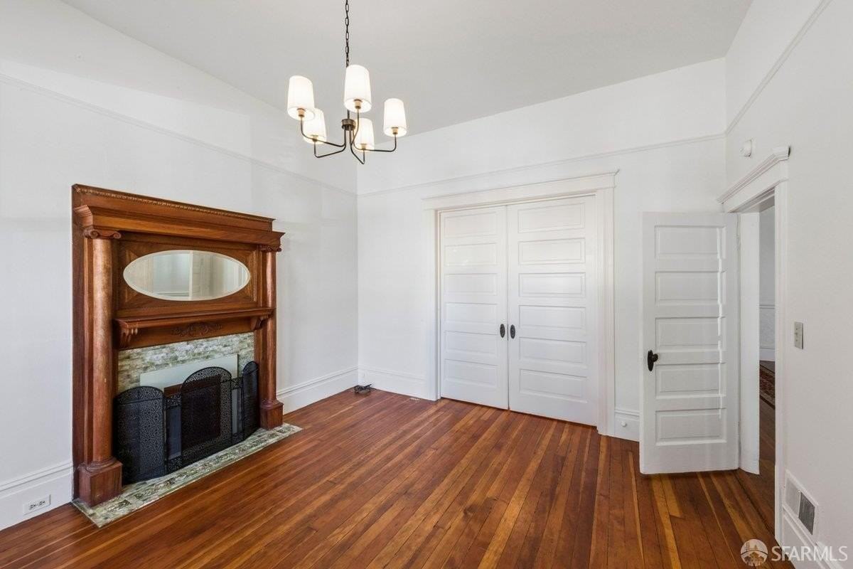 2205 Bryant St - Photo 4 of 25