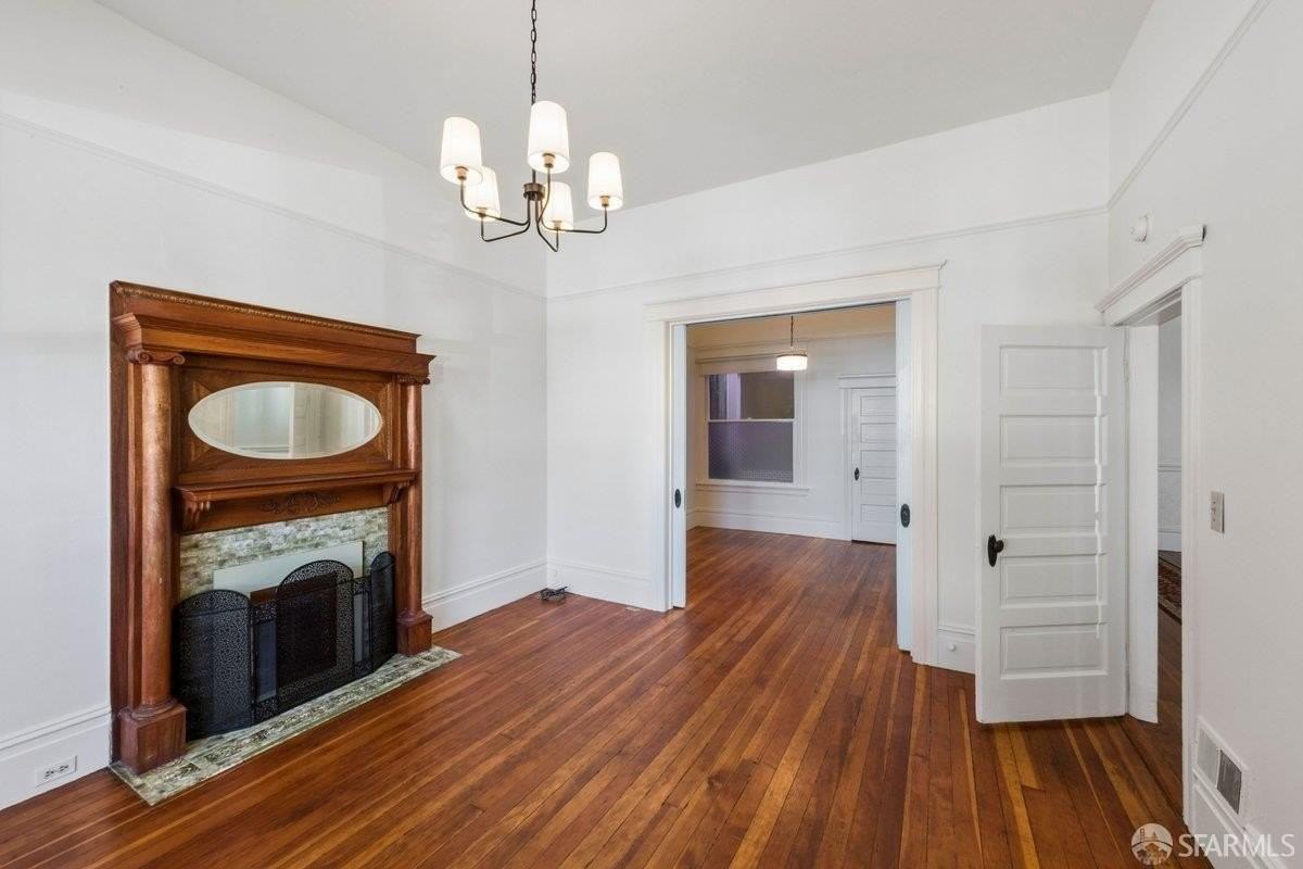 2205 Bryant St - Photo 5 of 25