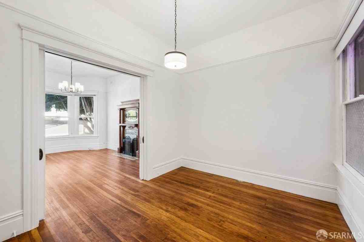 2205 Bryant St - Photo 7 of 25