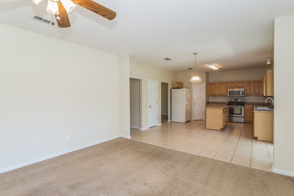 341 W Tropical Trce - Photo 2 of 15