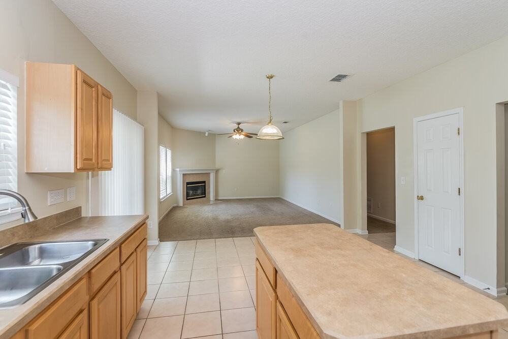 341 W Tropical Trce - Photo 5 of 15