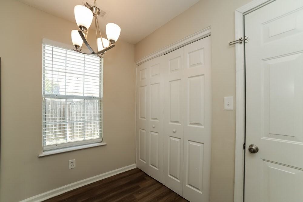 1467 Waterton Trl - Photo 5 of 16