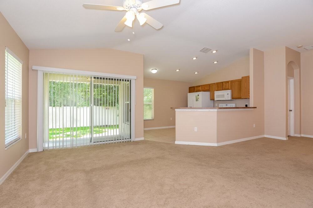 7241 Twin Cedar Ln - Photo 2 of 14