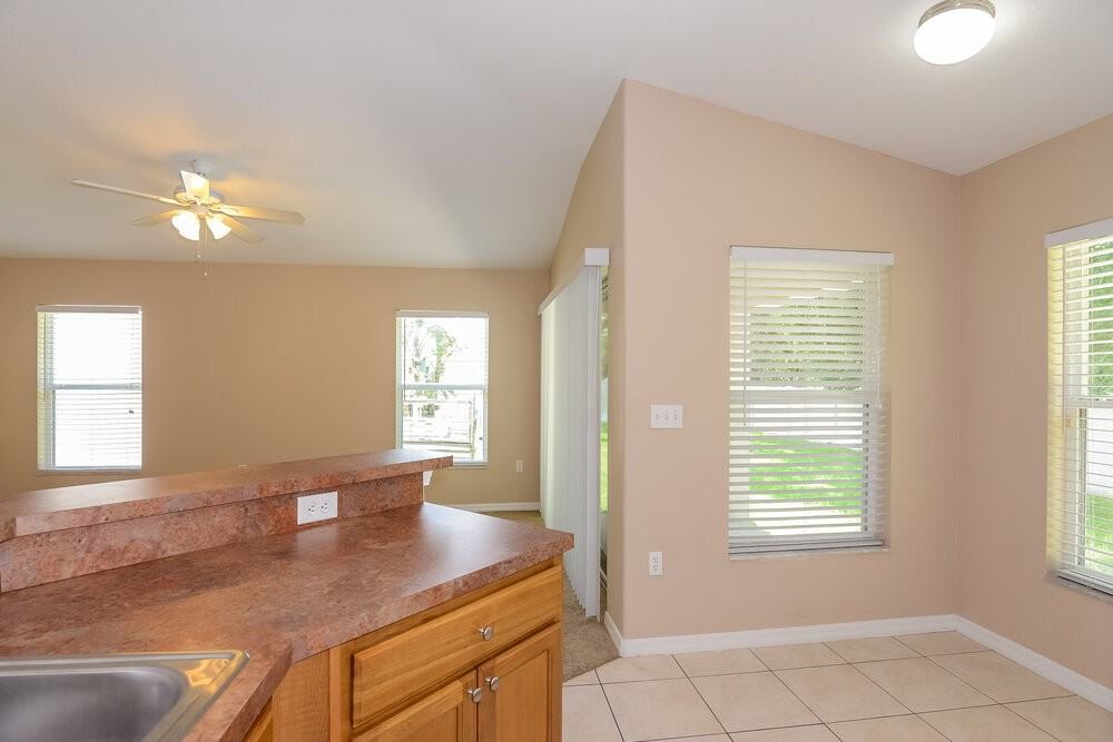 7241 Twin Cedar Ln - Photo 5 of 14