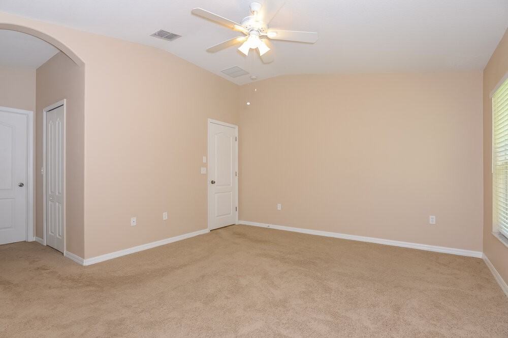 7241 Twin Cedar Ln - Photo 7 of 14