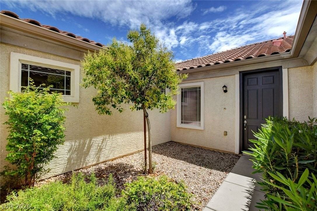 8216 Imperial Lakes St #NA - Photo 7 of 48