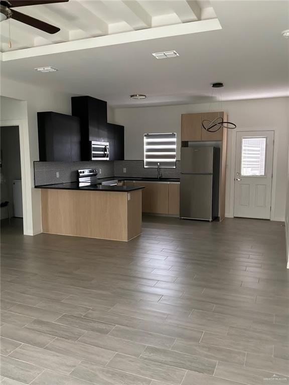 12508 N 40th St Apt 4 - Photo 4 of 4