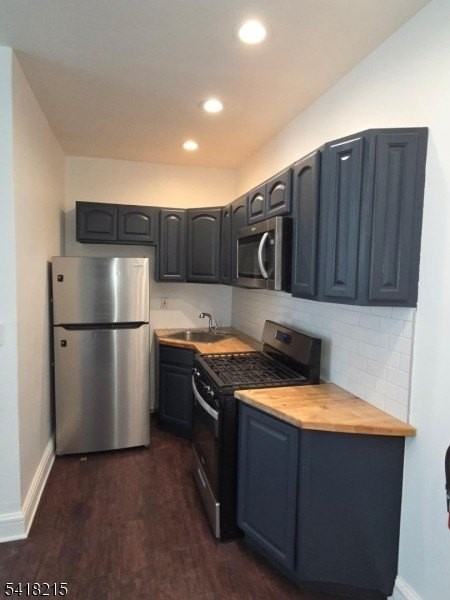 293 Ohio St - Photo 7 of 10