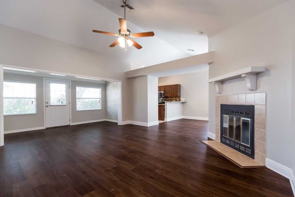 1003 Ragsdale Rd - Photo 4 of 15