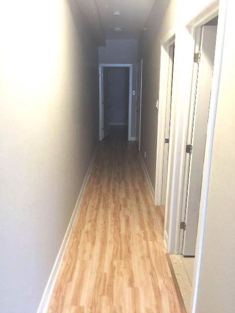 4516 Boulevard Décarie - Photo 2 of 9