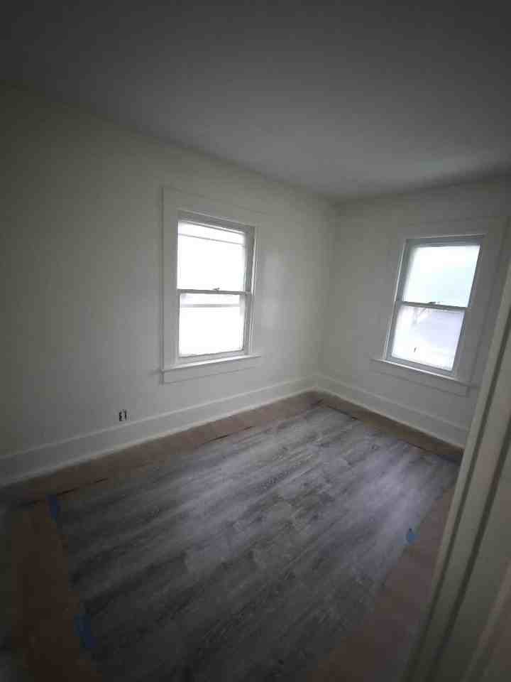 510 Lafayette Ave - Photo 3 of 14