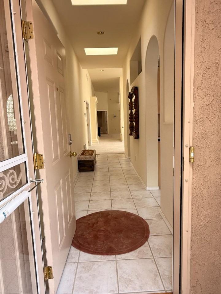 711-28 Tramway Pl Ne - Photo 3 of 11