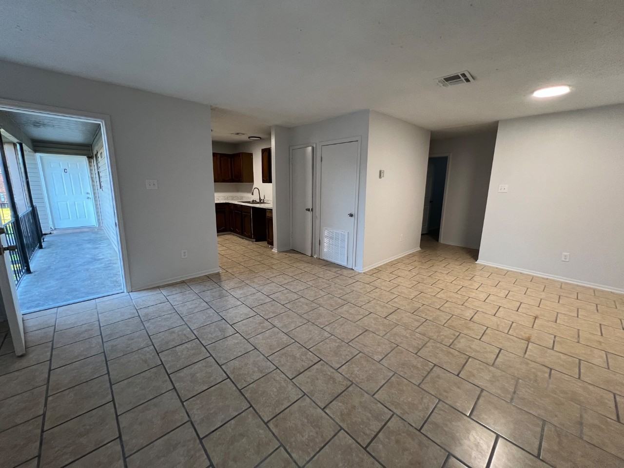 406 Herbert Rd - Photo 6 of 8