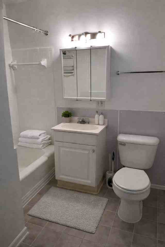 2024 N. Westwood Ave. - Photo 4 of 6