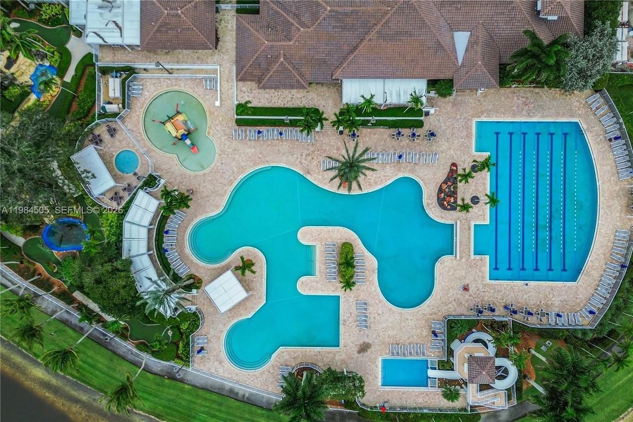 1279 Leeward Way - Photo 5 of 50