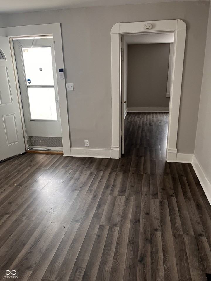 1944 Shelby St Apt A - Photo 6 of 21