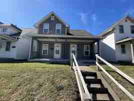 featured image of 1952 Shelby St Unit B