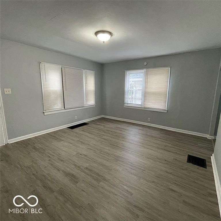 216 N 6th Ave - Photo 5 of 17