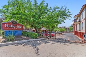 featured image of 4861 N Blackwelder Ave