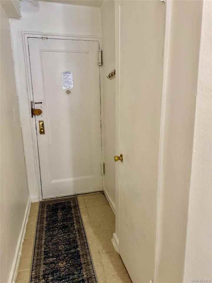 144-46 38Ave #2F - Photo 4 of 8