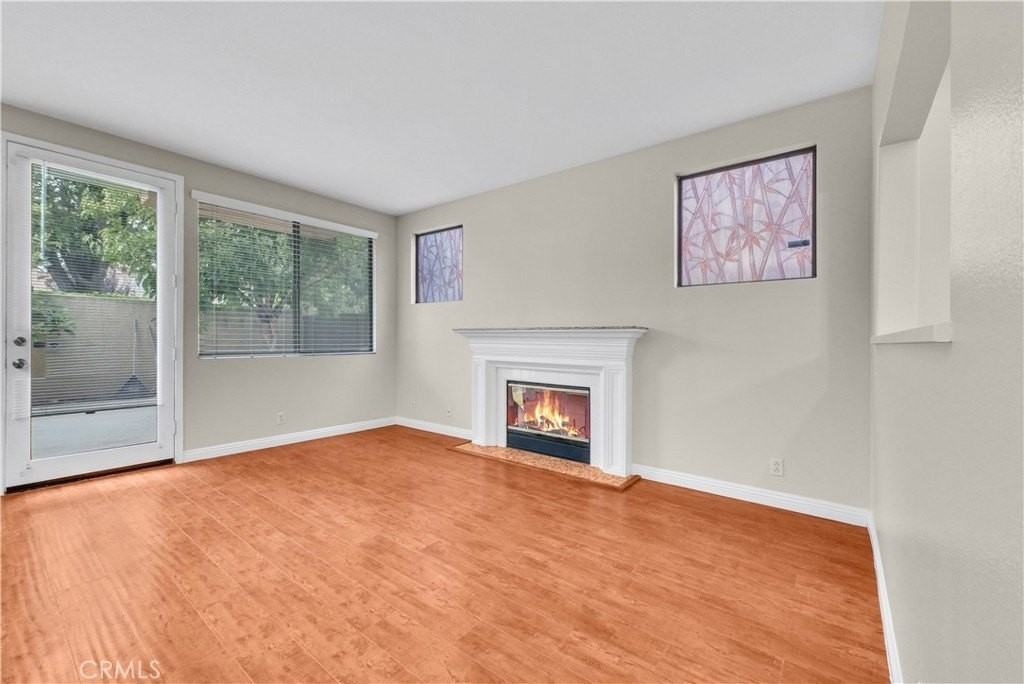 2074 Lake Shore Dr - Photo 3 of 22