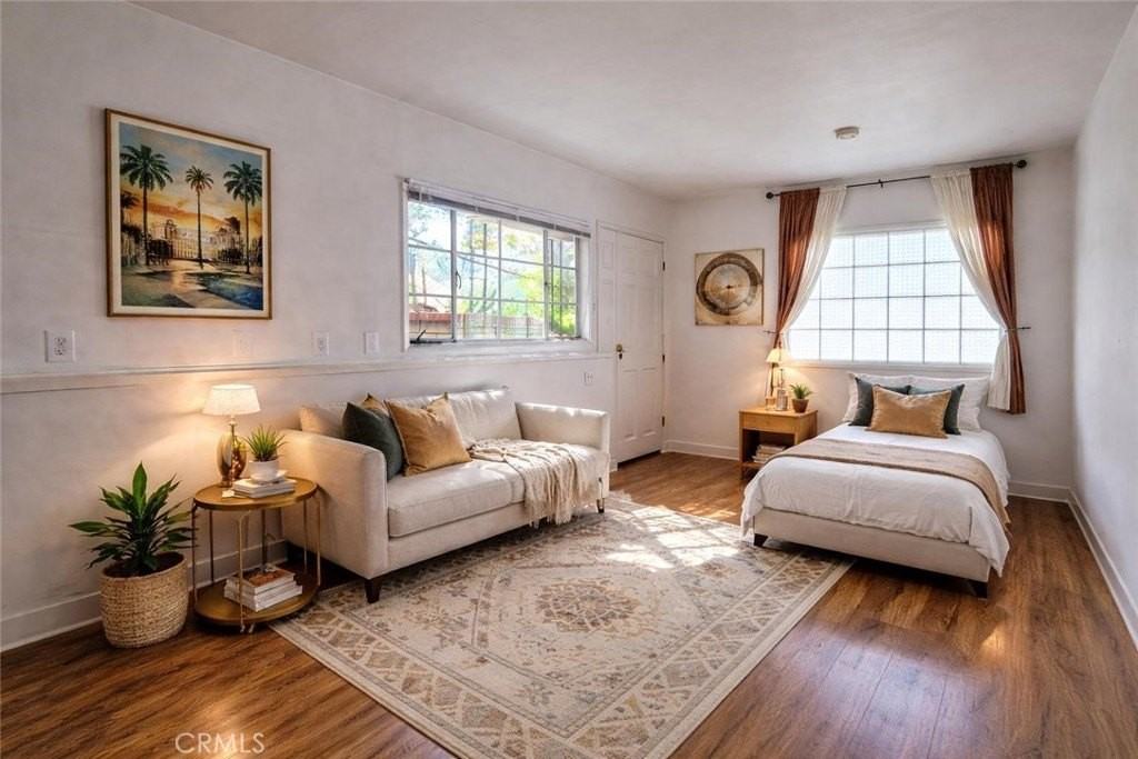 1210 Tyler St #1-2 - Photo 2 of 25