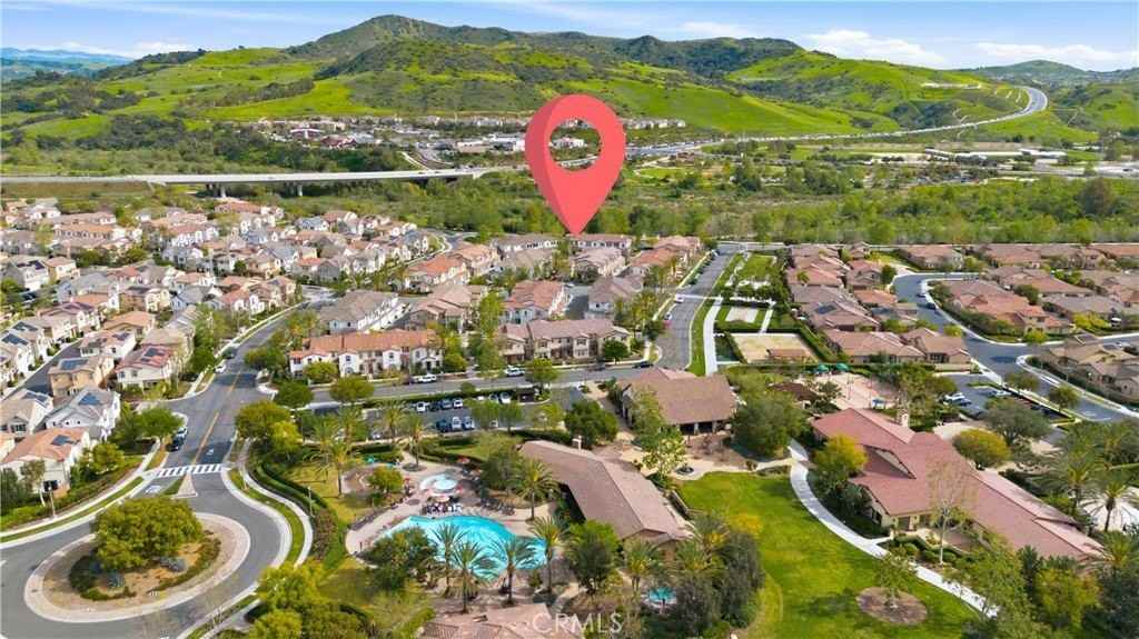 32 Gallo St - Photo 3 of 50