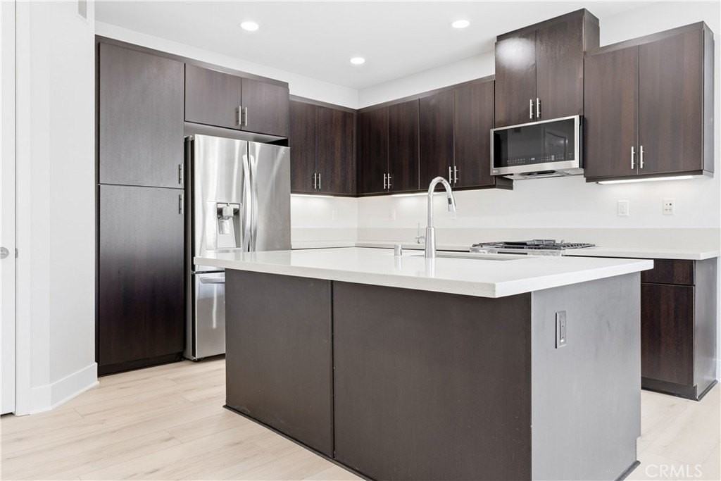 32 Gallo St - Photo 5 of 50