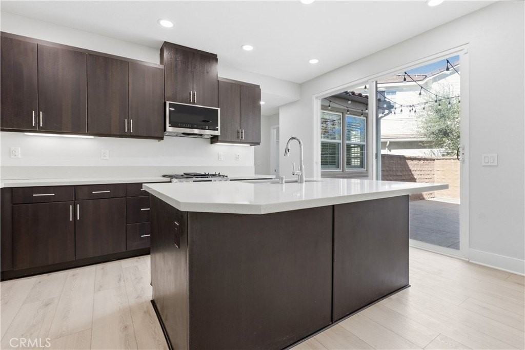 32 Gallo St - Photo 6 of 50