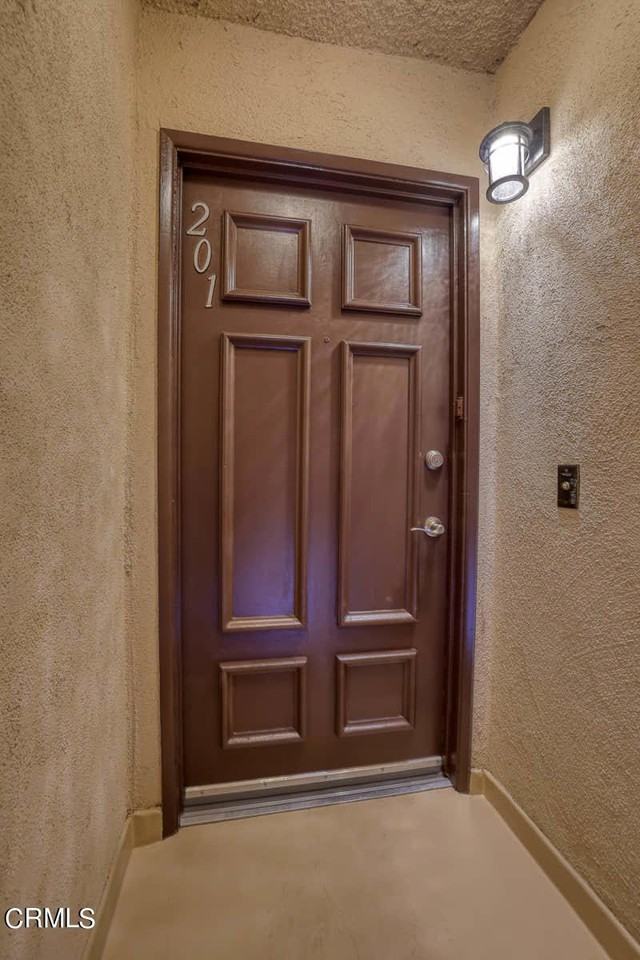 80 S Sunnyslope Ave #201 - Photo 3 of 24