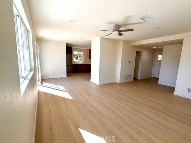 20754 Vose St - Photo 4 of 21