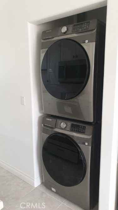 9957 Delco Ave - Photo 3 of 14