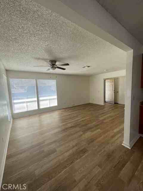 876 W Whittier Ave #878 - Photo 2 of 29