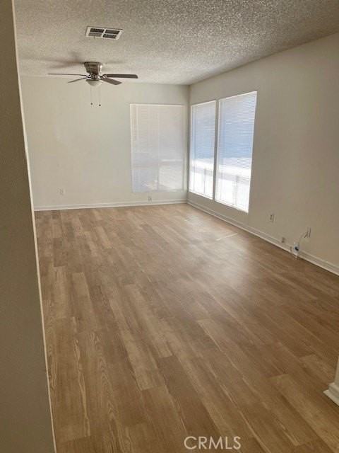 876 W Whittier Ave #878 - Photo 4 of 29