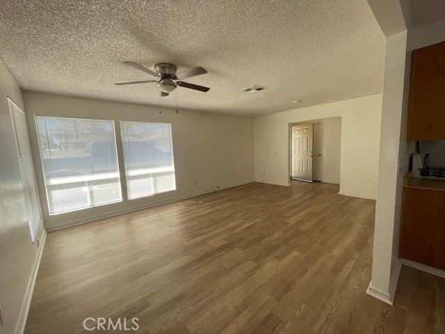 876 W Whittier Ave #878 - Photo 6 of 29