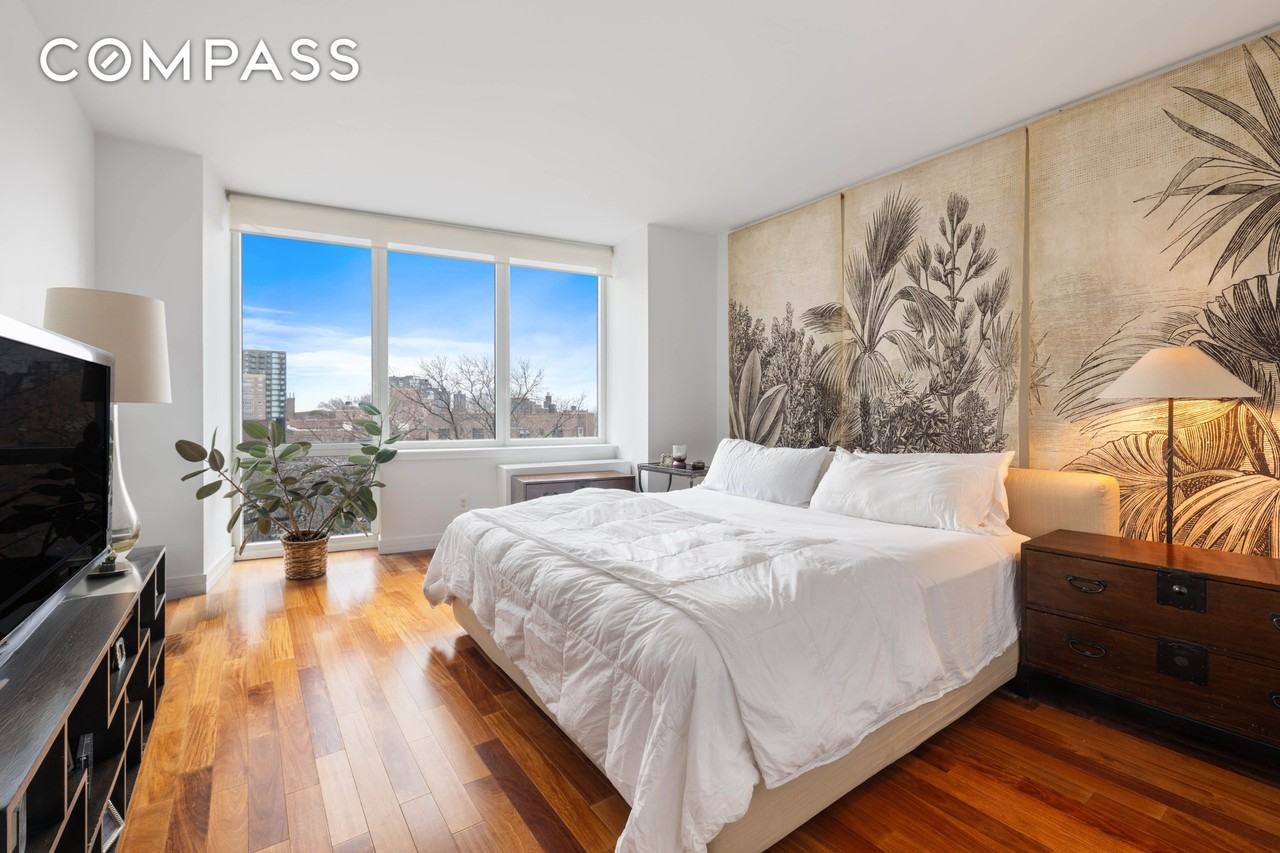 640 W 237th St #6D - Photo 5 of 8