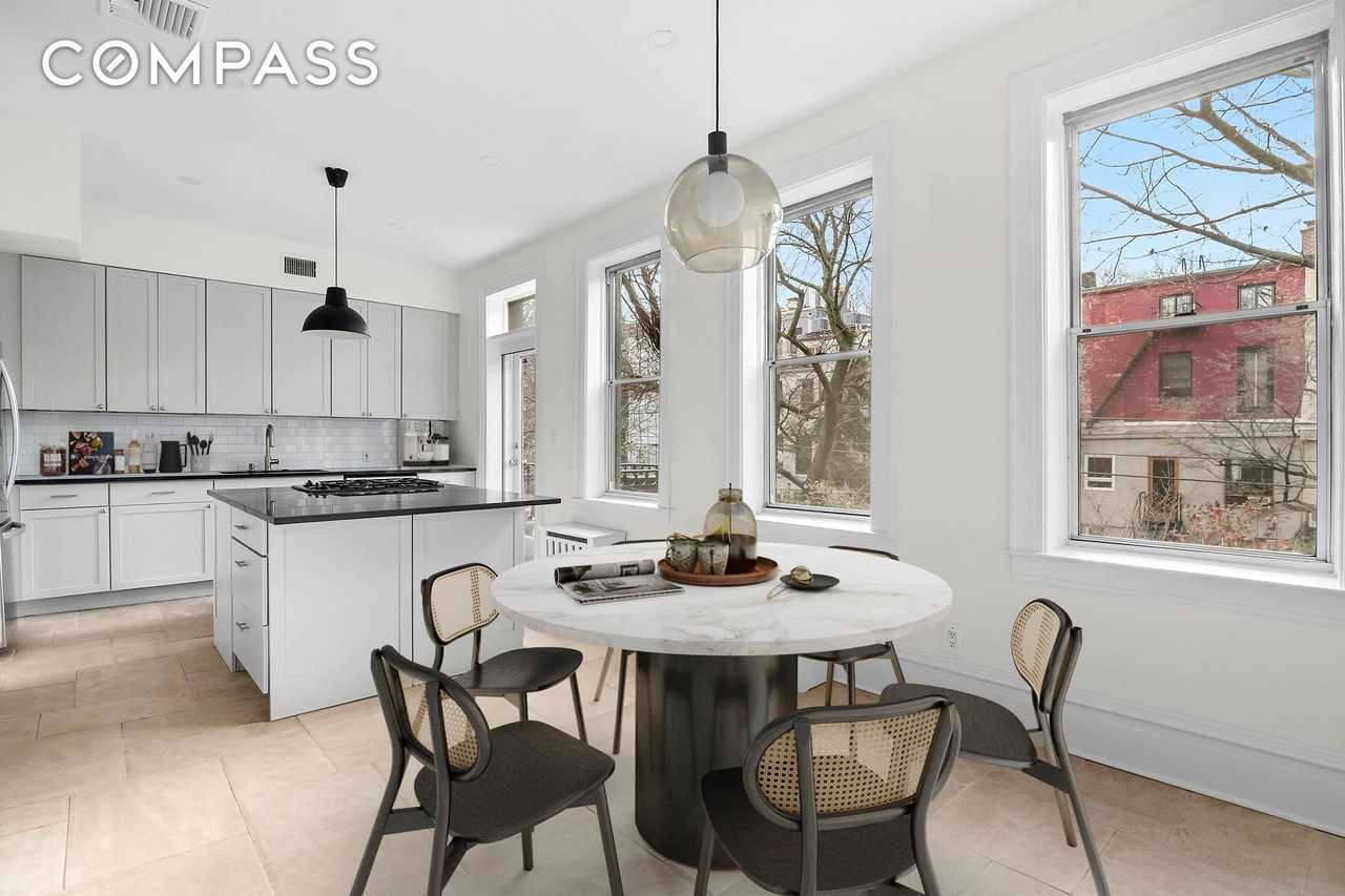 188 Warren St - Photo 3 of 9