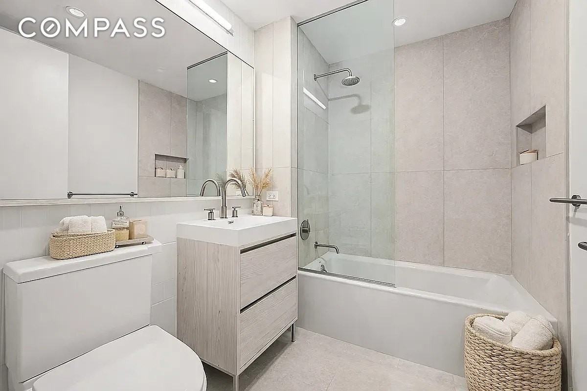 130 2nd St #3B - Photo 7 of 19