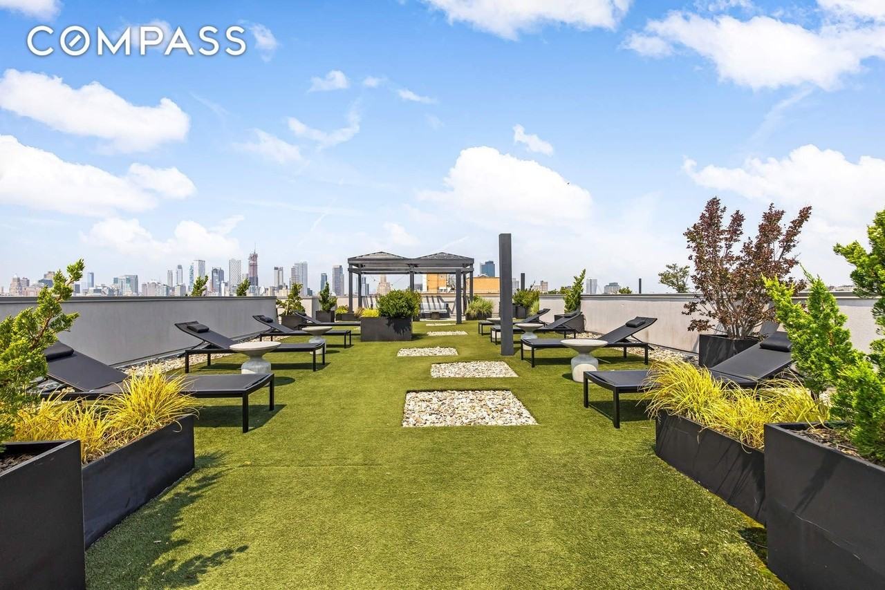 267 6th St - Photo 7 of 16