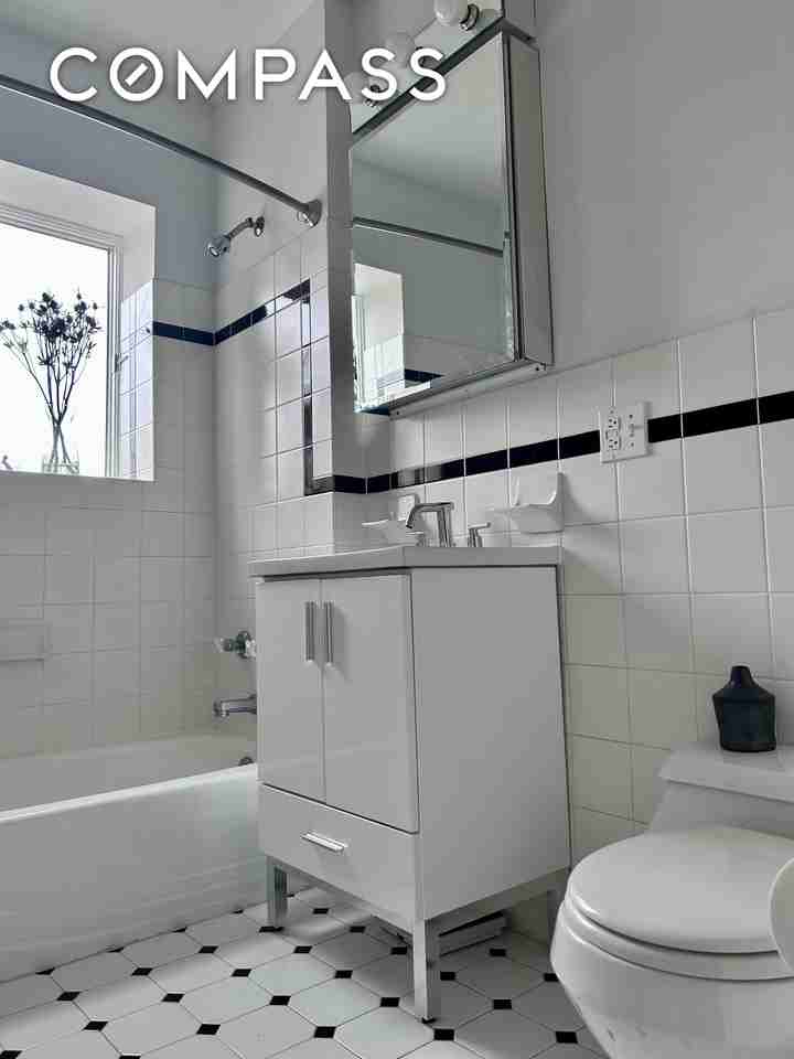 173 Garfield Pl #TH - Photo 5 of 14