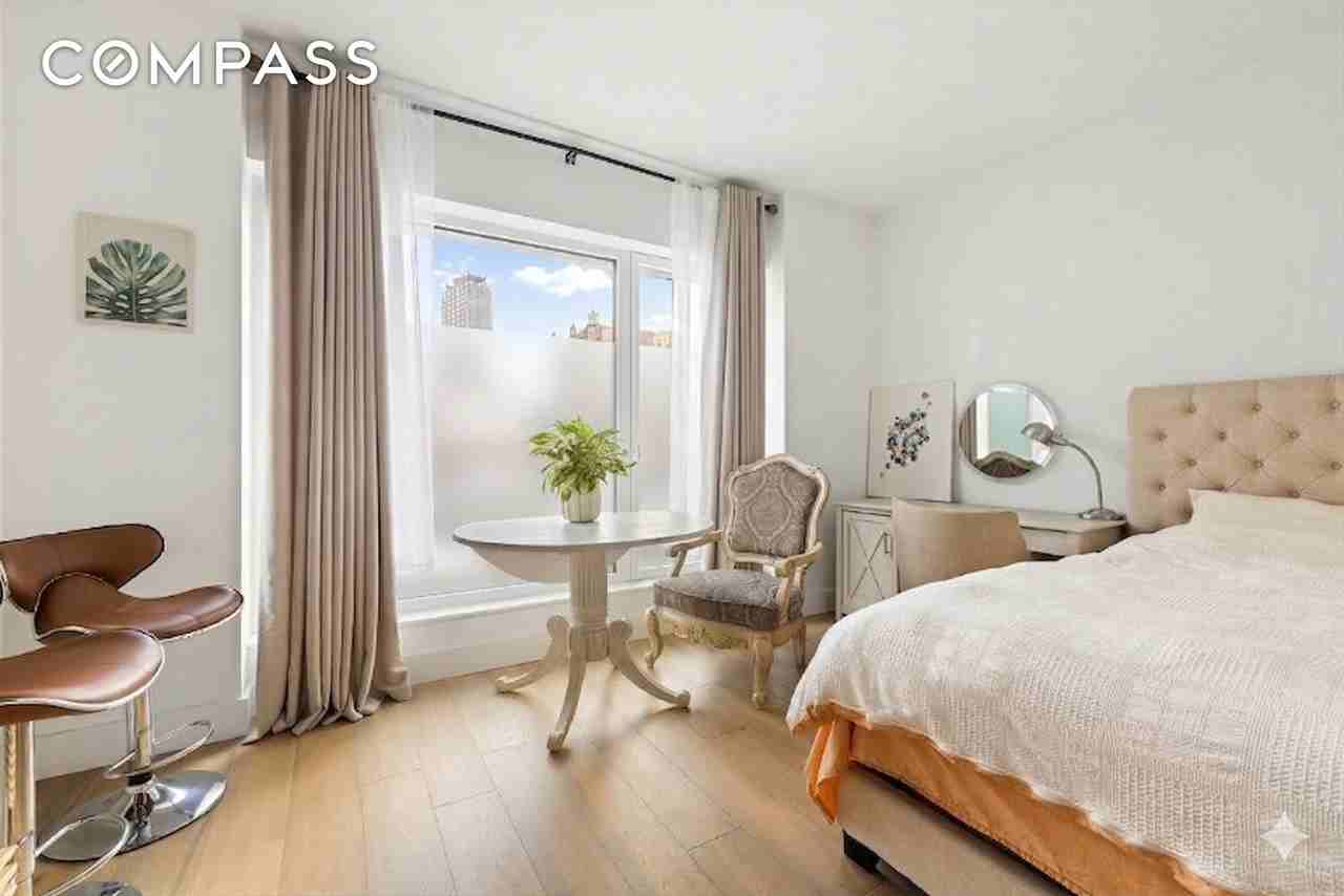 561 Pacific St #204 - Photo 2 of 8